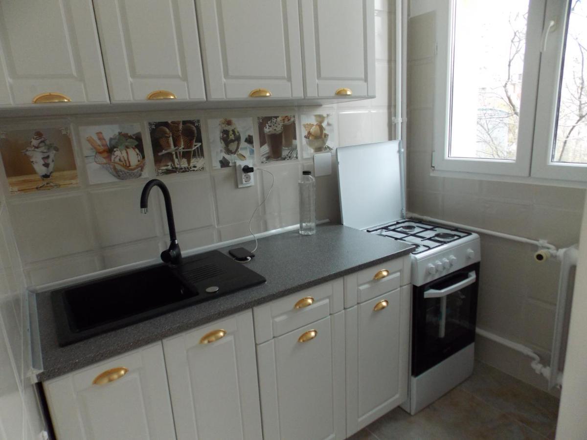Garsoniera Moderna Apartman Bukarest Kültér fotó
